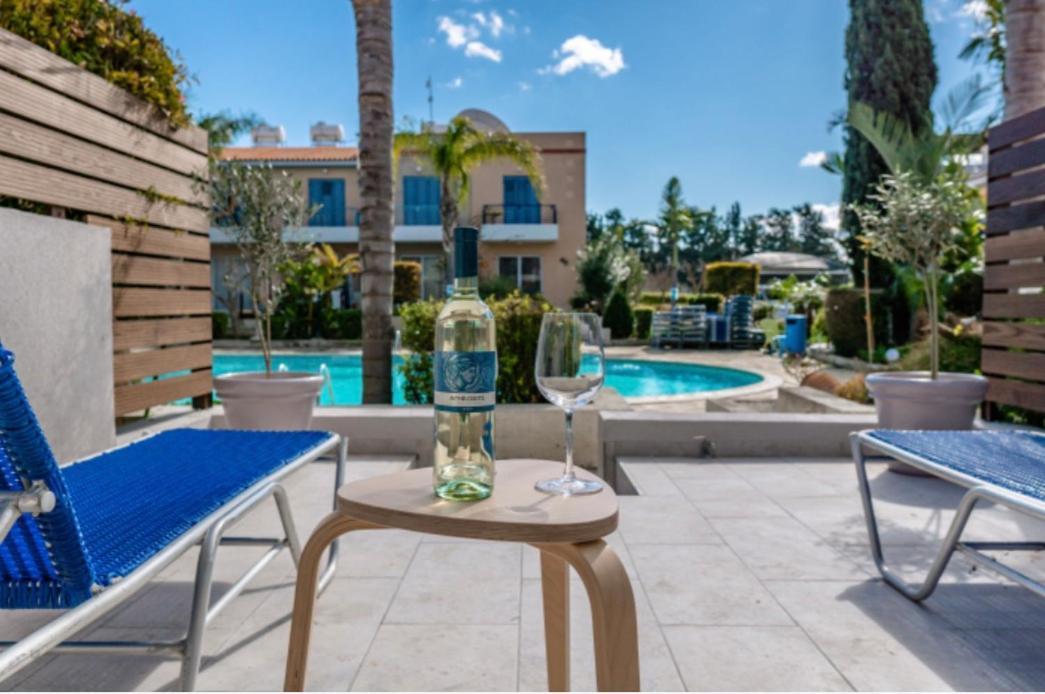 Holiday Cosy Home Paphos Exterior photo