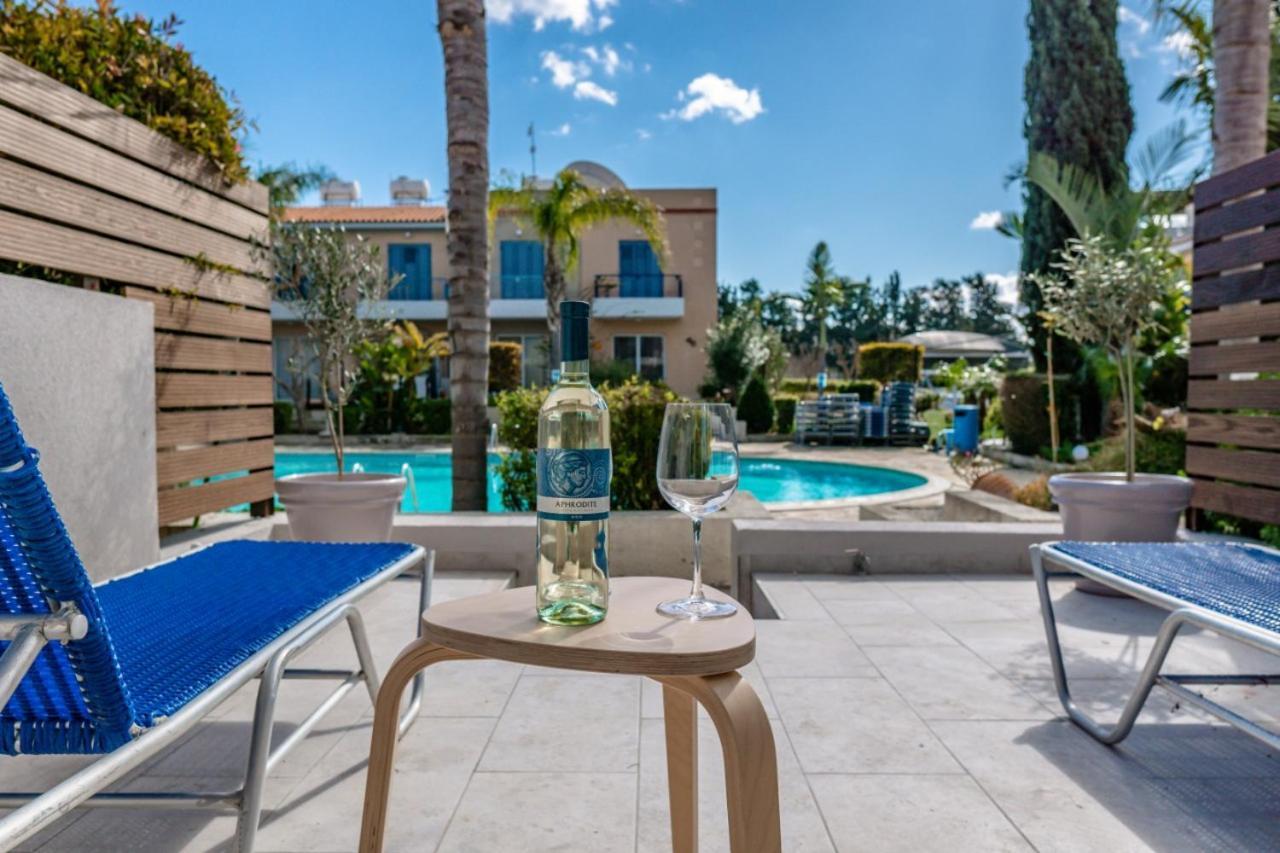 Holiday Cosy Home Paphos Exterior photo